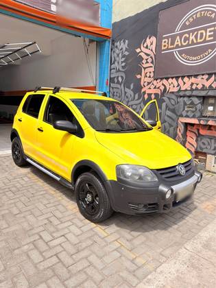 VOLKSWAGEN CROSSFOX 1.6 MI FLEX 8V 4P MANUAL VOLKSWAGEN CROSSFOX 1.6 MI FLEX 8V 4P MANUAL
